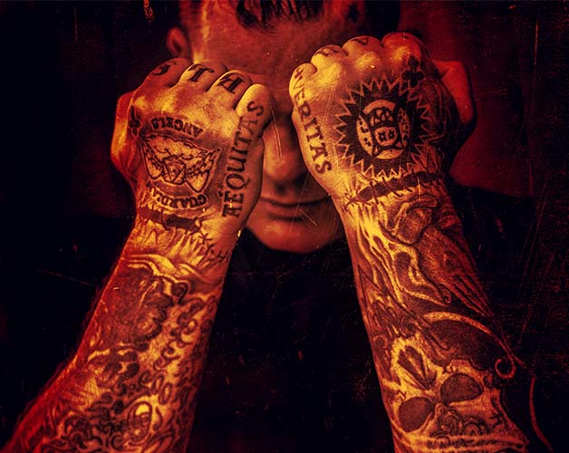 Nail In The Coffin: The Fall & Rise of Vampiro